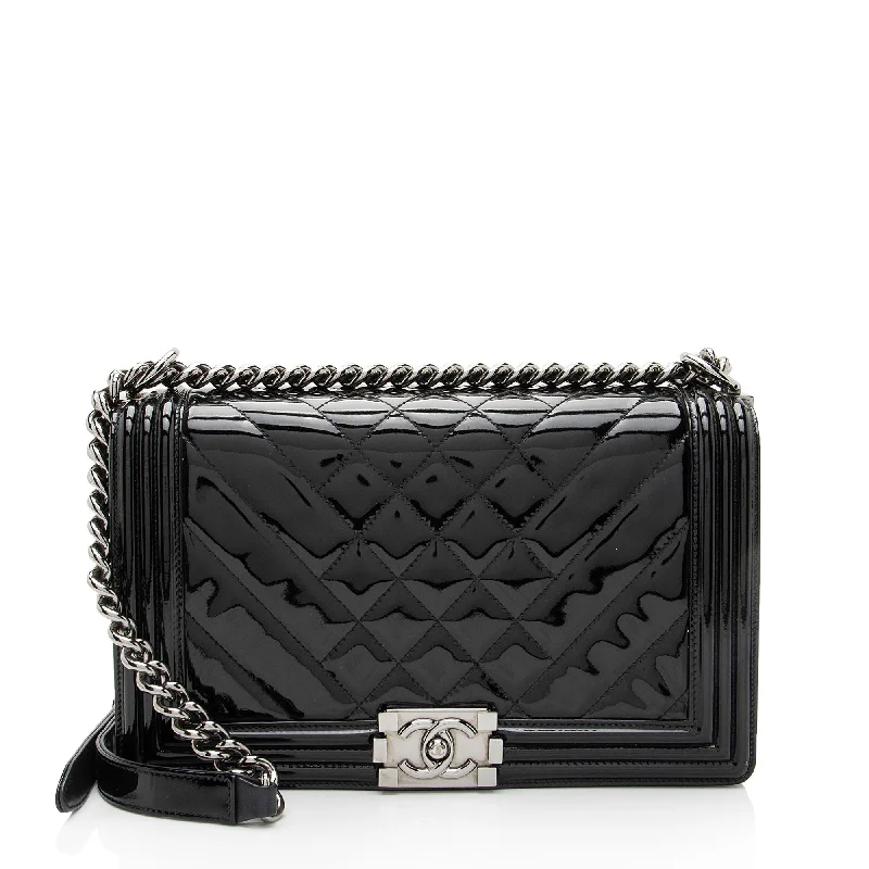 Chanel Patent Leather Chevron New Medium Boy Bag (SHF-jPhBdY)