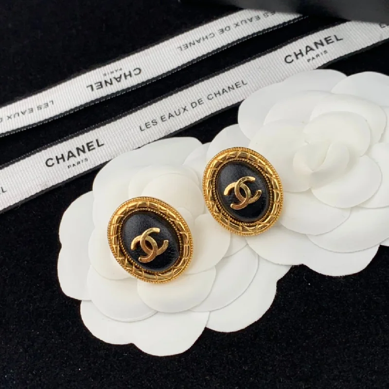 Chanel ancient gold oval sheepskin earrings EHA183