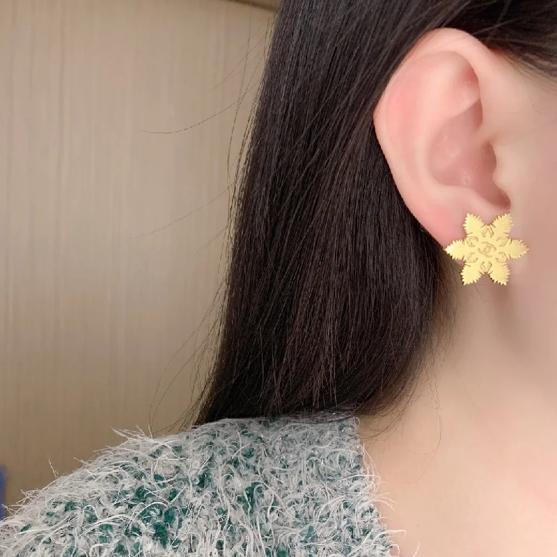 Chanel Snowflake Double C Gold Earrings EHA234