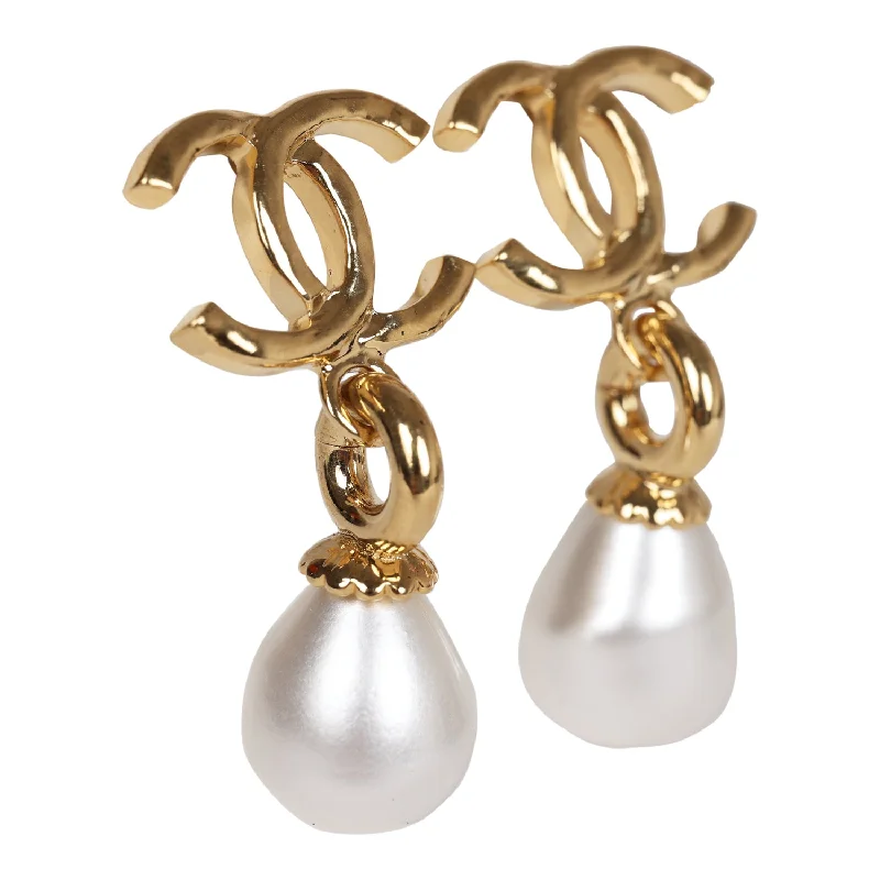 Chanel CC Pearl Drop Dangle Earrings Pearl & Gold Metal