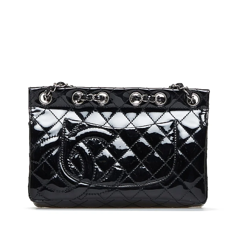 Chanel Medium Patent Chain-Through Flap Bag (TQ2hq6)