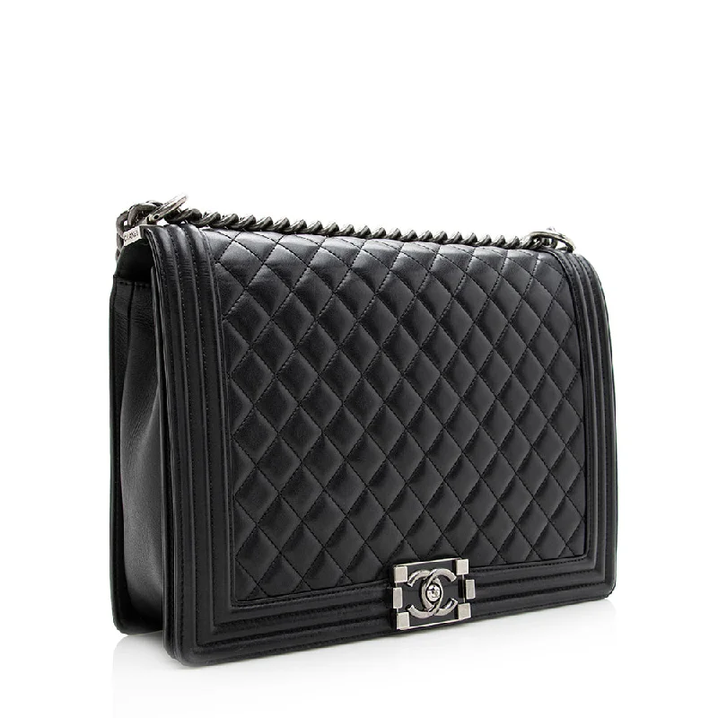 Chanel Quilted Lambskin Large Boy Bag (20392)