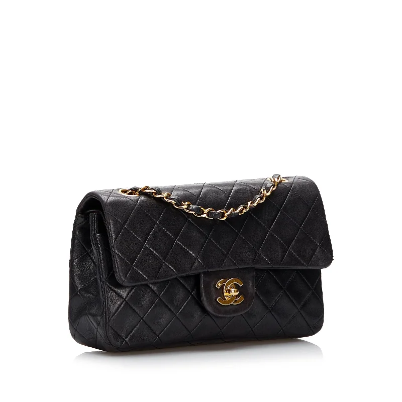 Chanel Small Classic Lambskin Double Flap (gUWVwm)