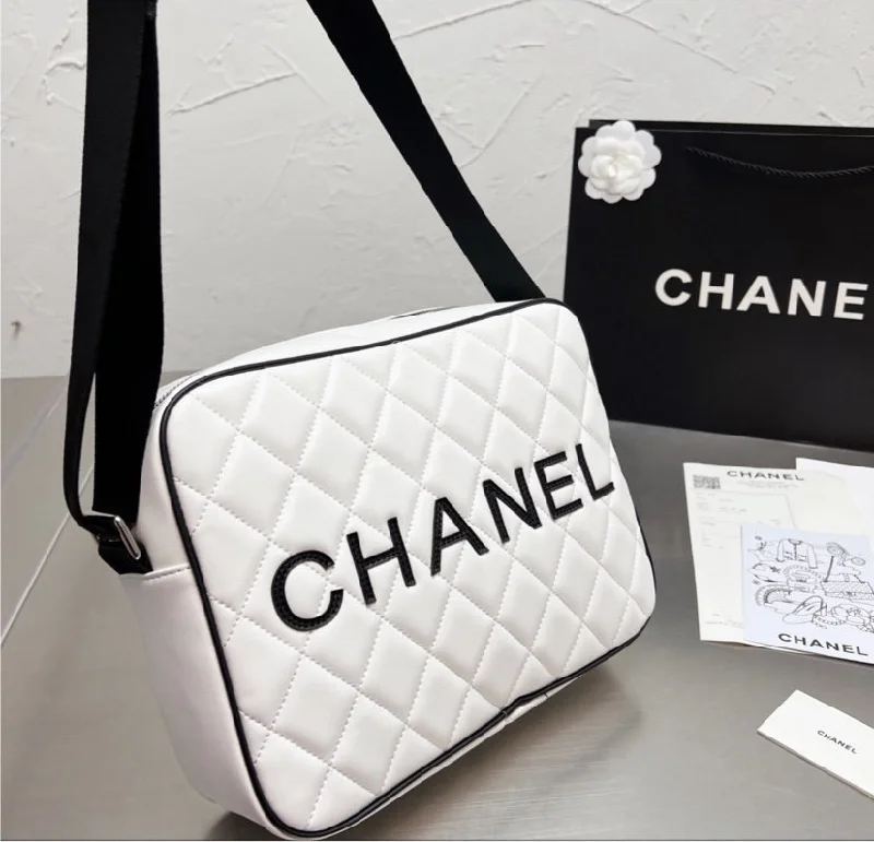 Chanel woman Shoulder bag