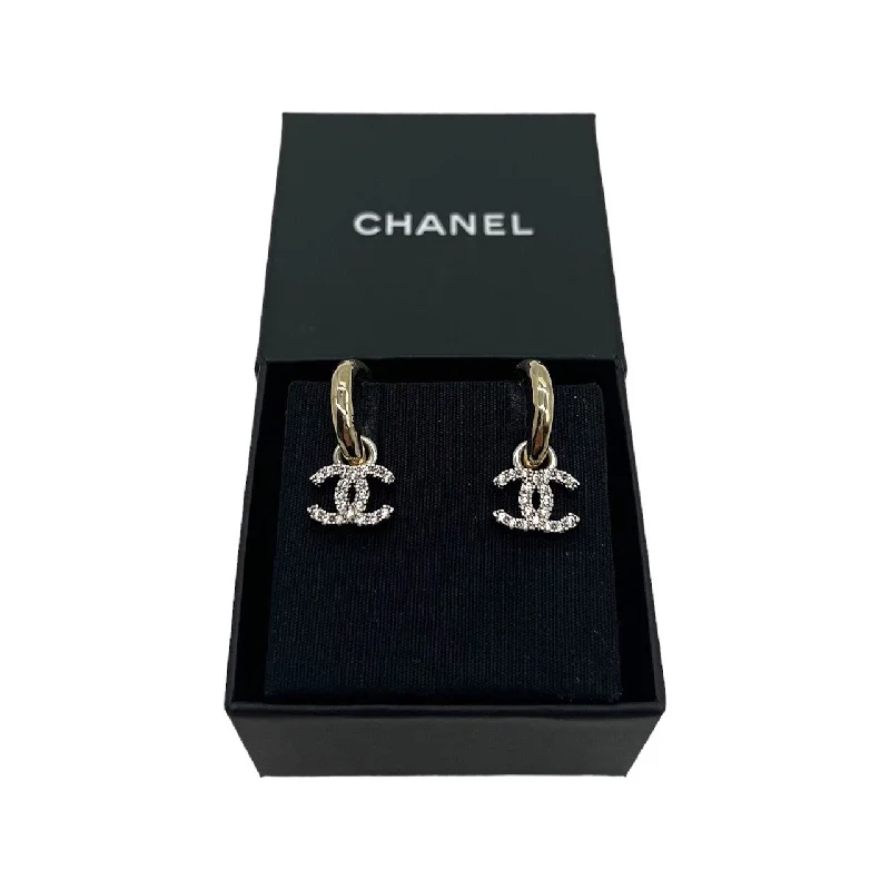 Chanel bags Interlocking CC Gold-tone & Crystal Studded Dangle Earrings