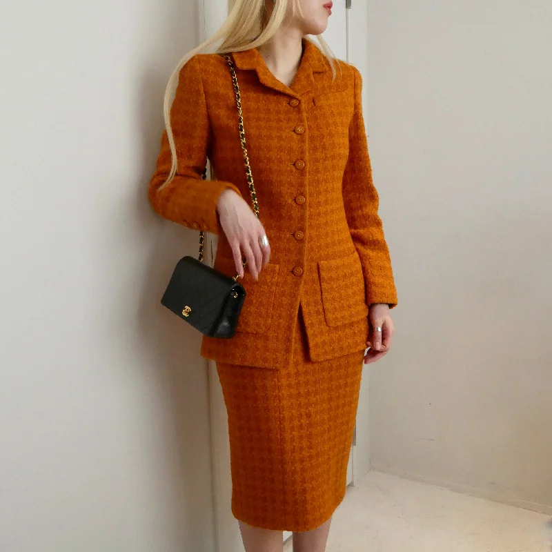 Chanel 1995 fall tweed skirt suit #38