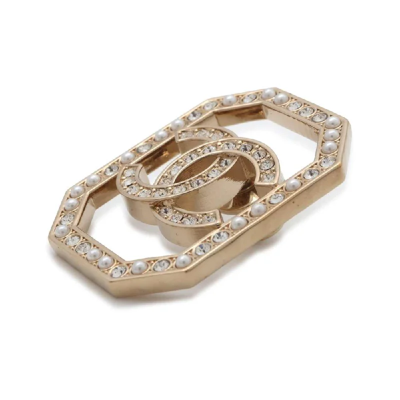 CHANEL CC Logo Faux Pearl Brooch Champagne Gold Gold Plated