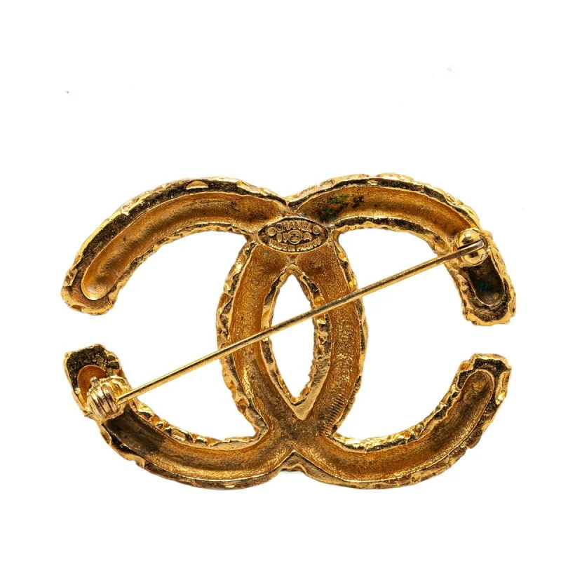 CHANEL Logo CC Brooch