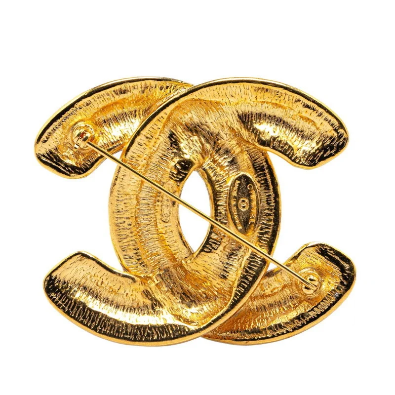 CHANEL Logo CC Brooch