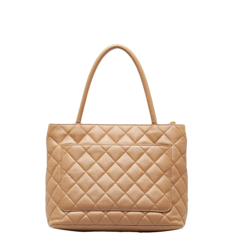 CHANEL Medaillon Handbag